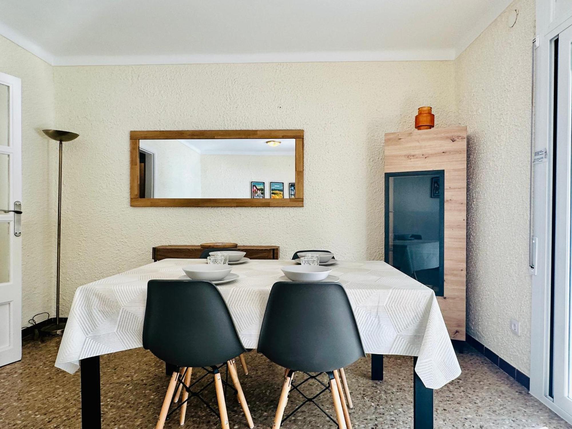 Global Immo 3235 Corsario Apartamento Rosas